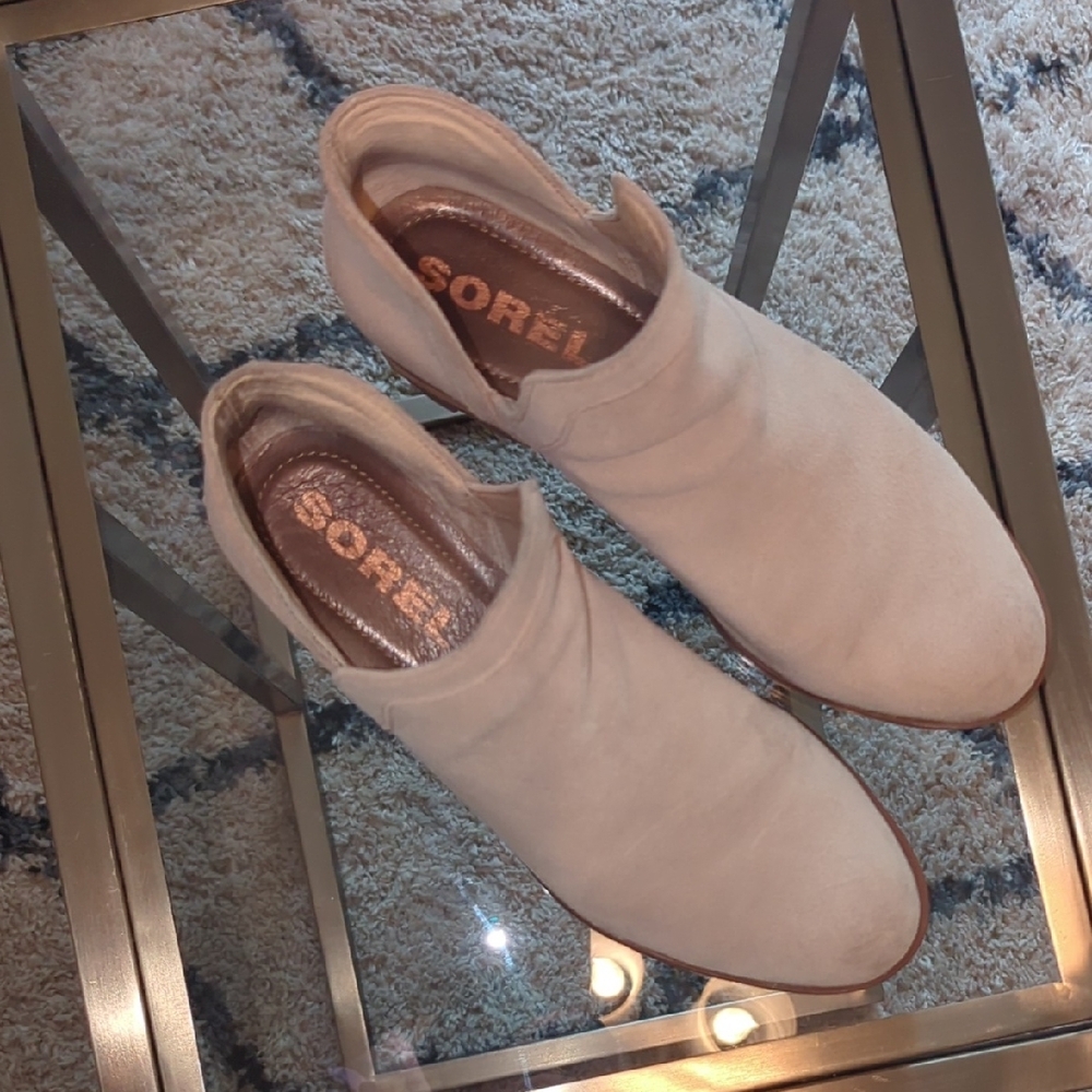 Sorel Lolla Suede Ankle Booties - Picture 3 of 5